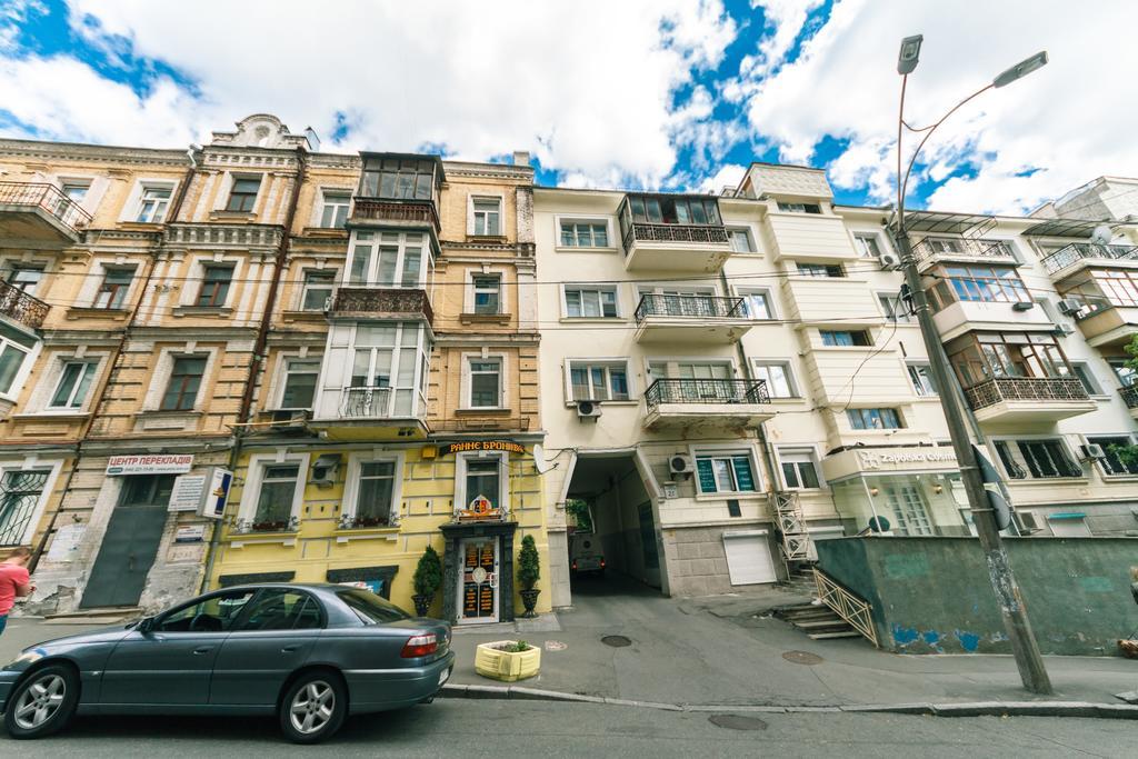 Apartment On Khreshchatyk Киев Екстериор снимка
